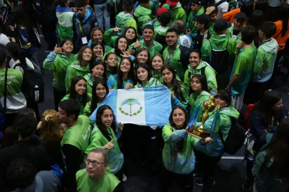 Neuquén se despidió con bronce en fútbol y básquet femeninos
